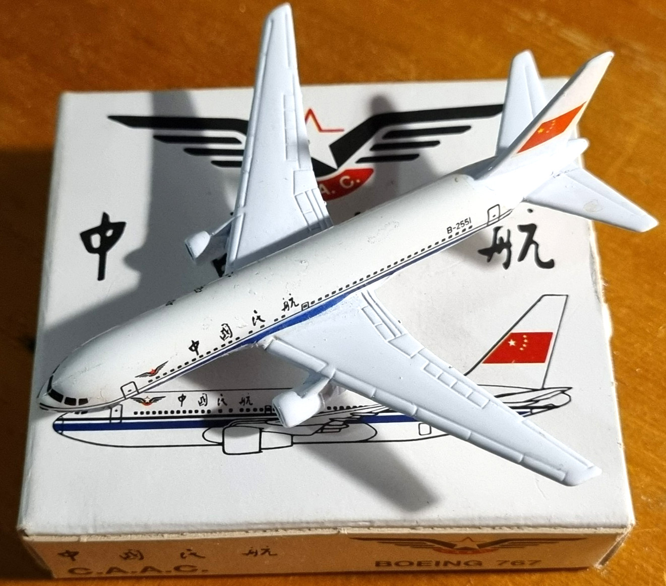 CAAC . B767-200 .Schabak # 907/77 Scale 1:600 , Original Box.