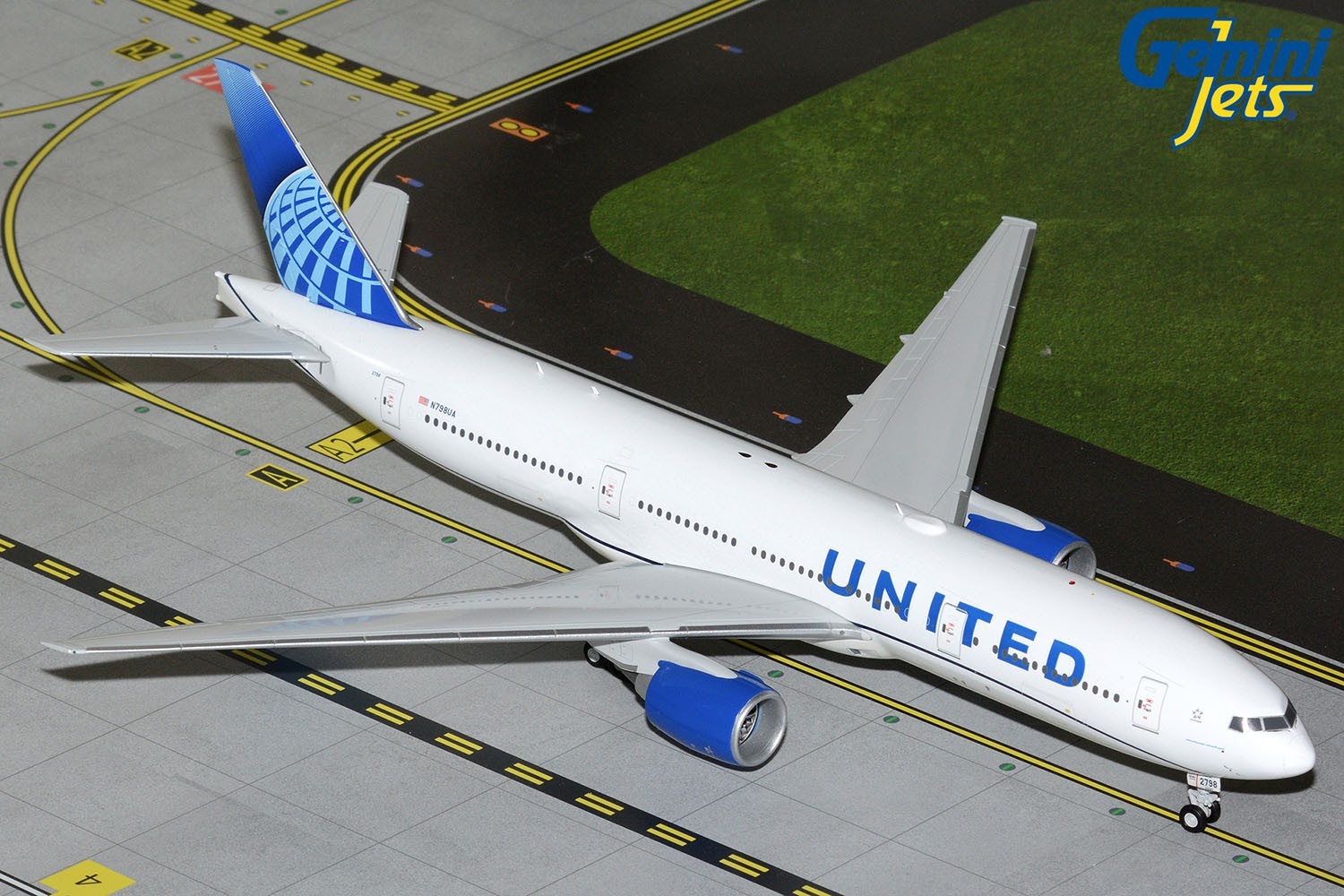 United Boeing 777-200ER N798UA GeminiJets G2UAL1260 Scale 1:200 IN STOCK