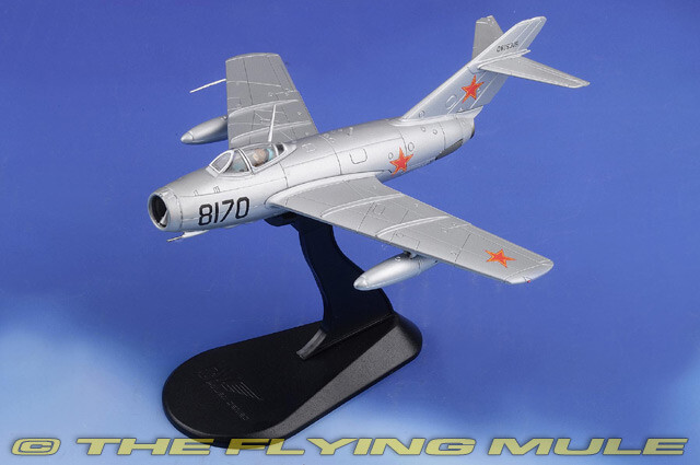 Hobby Master 1:72 MiG-15 Fagot Soviet Air Force Black 8170