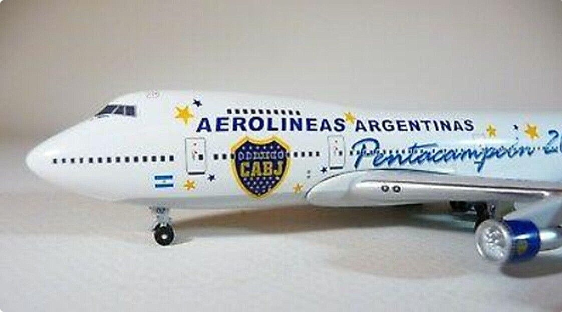 1:400 Dragon Wings Aerolineas Argentinas Boeing 747-287B LV-OOZ Ultra Rare.