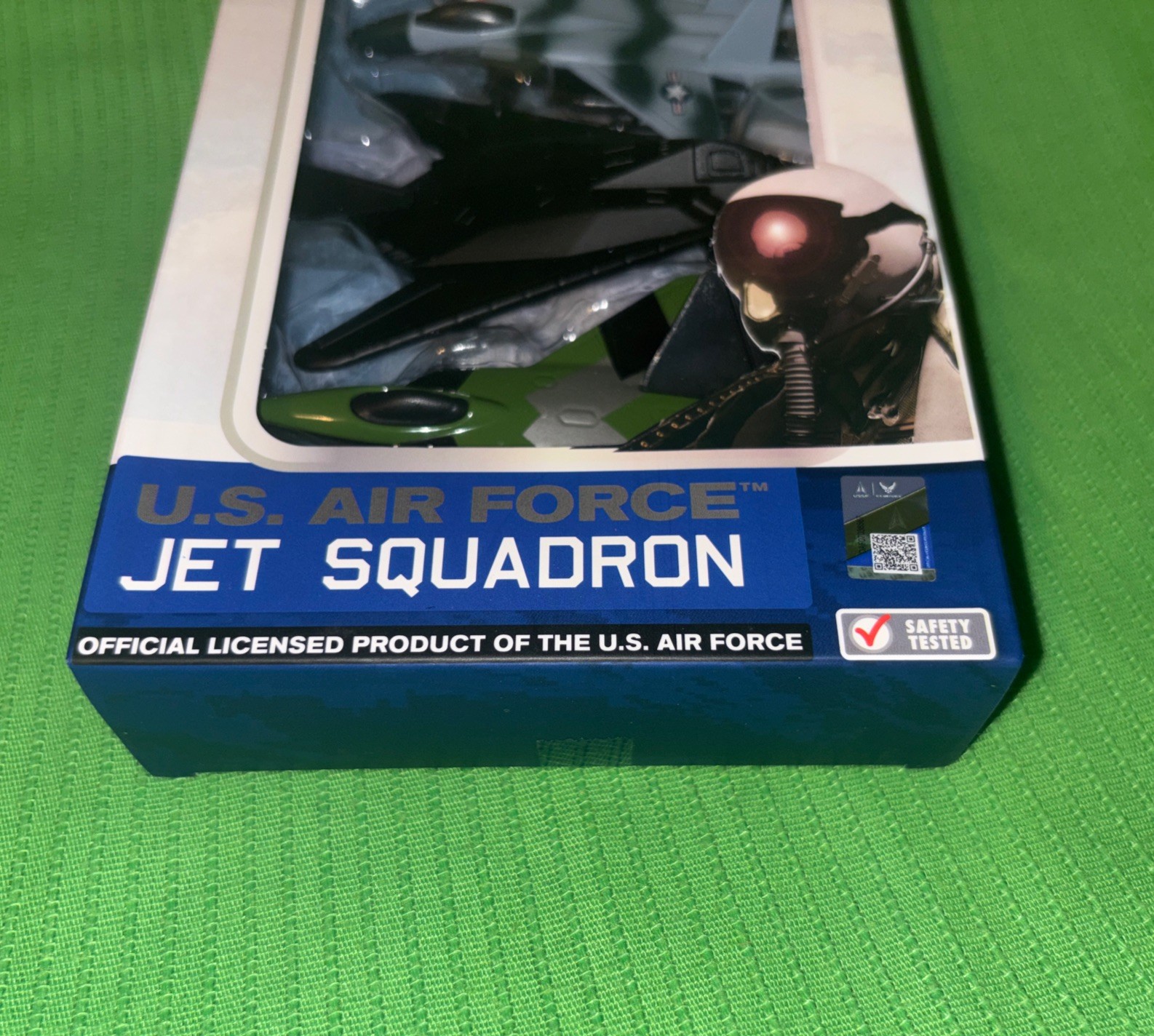 New~US Air Force – 4-Pack Jet Squadron Die Cast Airplanes Toy