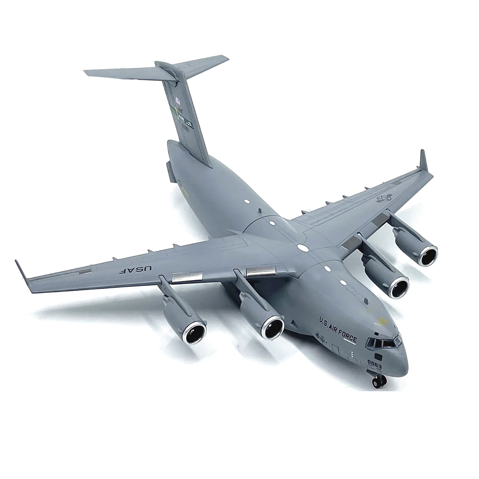 US Air Force C-17 Model Aircraft 1:200 Scale Alloy Globemaster III 27cm Length