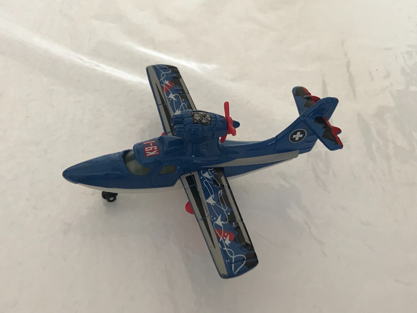 MATCHBOX HERO CITY SKY BUSTERS K9-1 Search Plane 2001