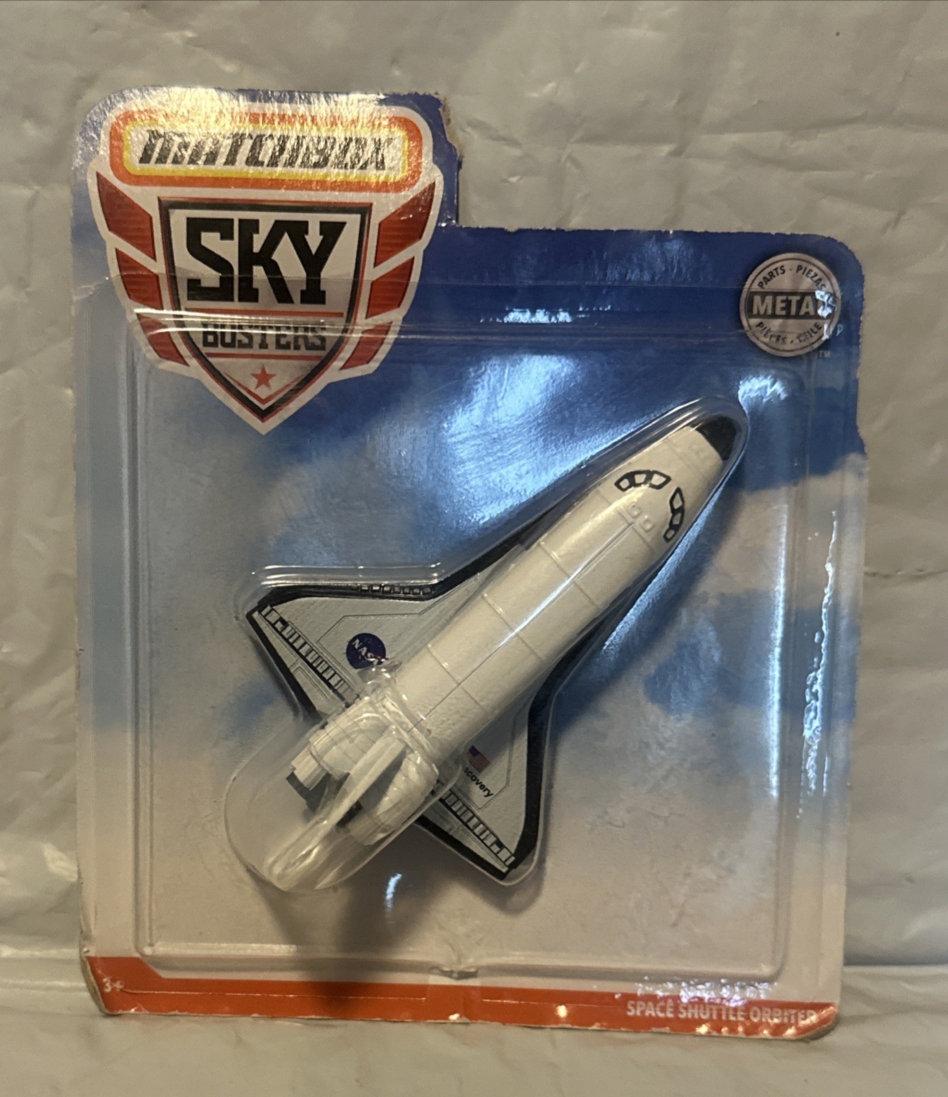 Matchbox Sky Busters space shuttle ORBITER 1:64 SCALE- Damaged Card White Color