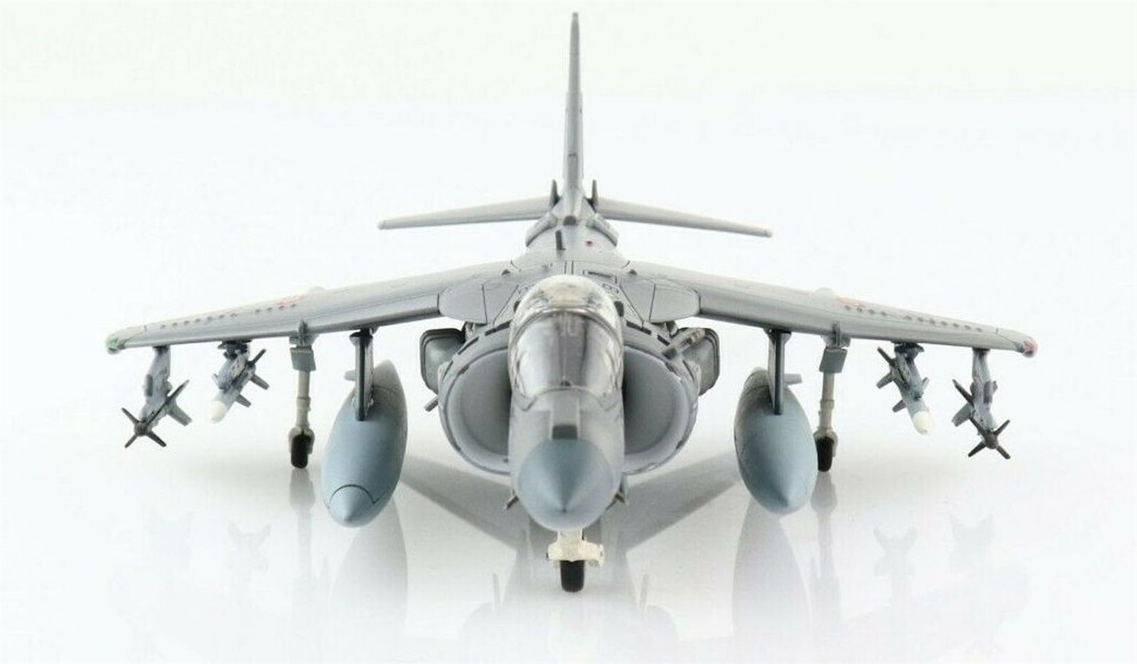 Hobby Master 1/72 BAe AV-8B Harrier II Plus Operation Enduring Freedom HA2627