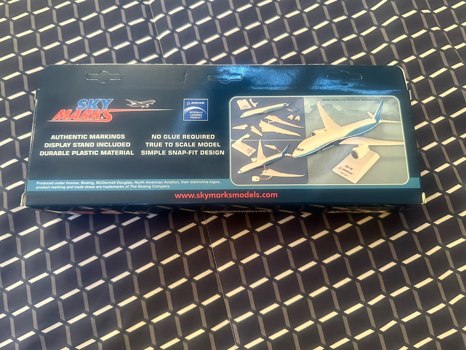 Skymarks KC-46A Pegasus USAF Display Model Plane 1/200 NIB Unopened
