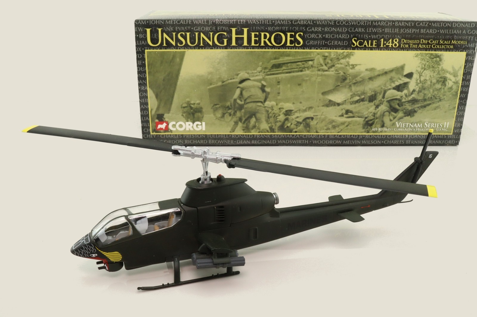 BELL AH-1G HUEY COBRA GUNSHIP US MARINE CORPS – CORGI US51202 1/48