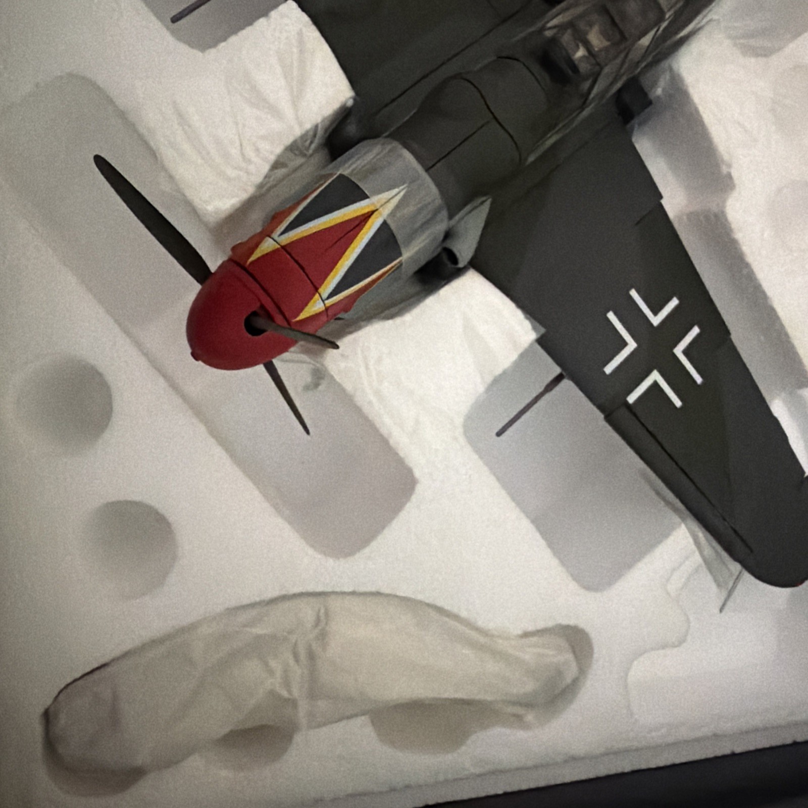 Corgi Aviation Archive 1/32 AA34908 Messerschmitt Bf109G-6 “Red 1”