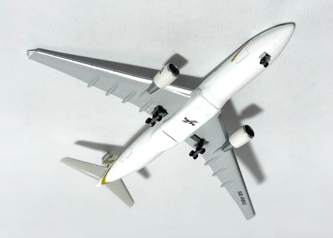 Herpa 1/500 Airbus A330200 Miniature Model SERBG Not specified