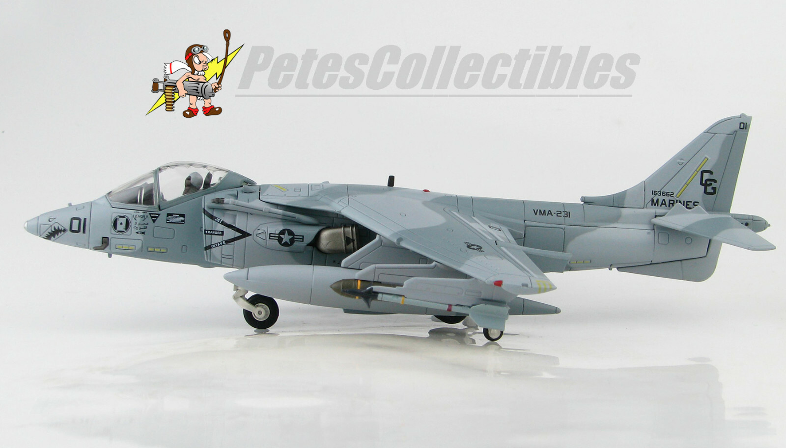 HOBBY MASTER HA2624 BAe AV-8B Harrier II USMC VMA-231 Ace of Spades 1991, 1:72