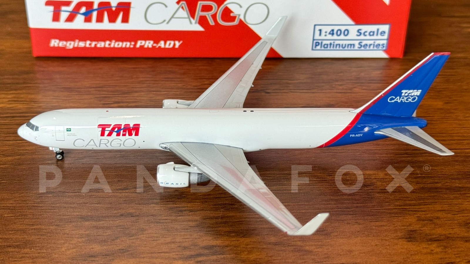 TAM Cargo Boeing 767-300F PR-ADY Phoenix 10696 Scale 1:400 RARE