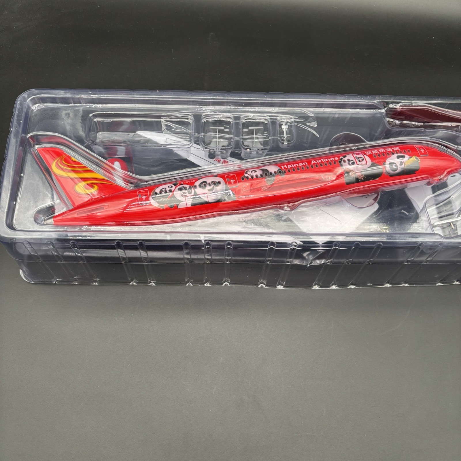 Hainan Airlines Boeing 787-9 Dreamliner Kung Fu Panda Livery 1:130 New In Box