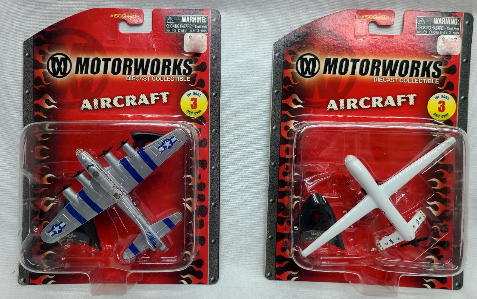 MAISTO DIE-CAST PLANE MODELS -B-17G – RQ-1 DRONE -WITH STANDS (Lot Of 2)-Lot 6