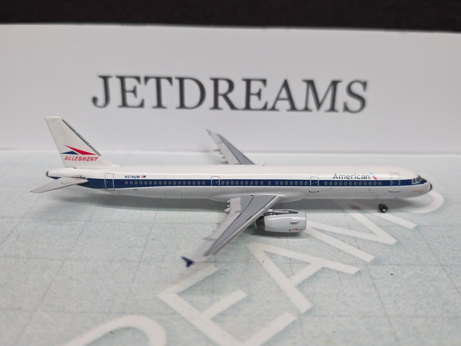 1/400 AMERICAN AIRLINES AIRBUS A321-200 ALLEGHENY HERITAGE N579UW AEROCLASSICS