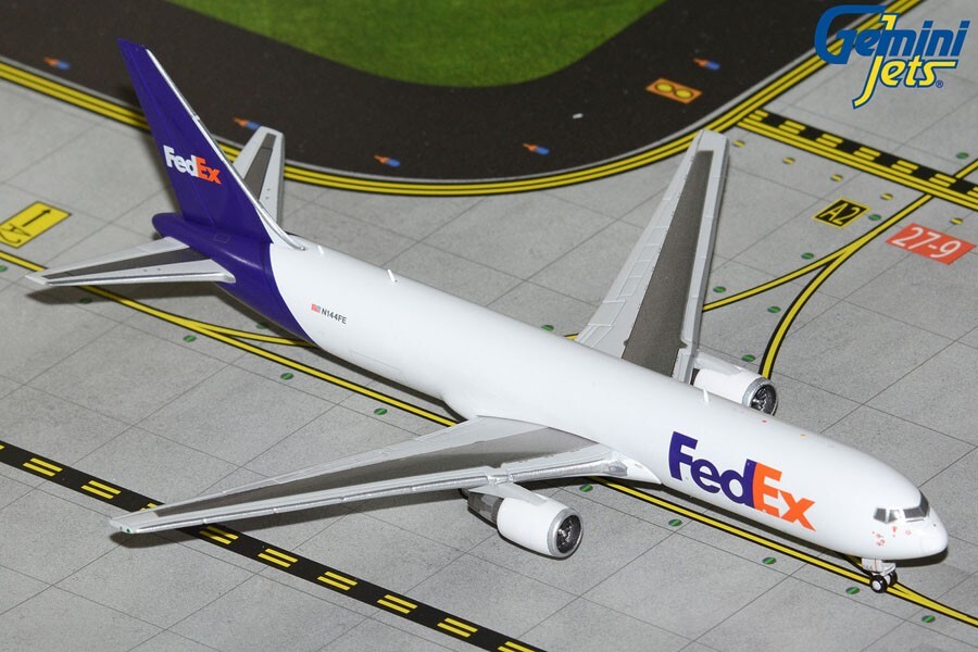 GEMINI JETS FEDEX BOEING B767-300ERF 1:400 DIECAST MODEL GJFDX2311 IN STOCK