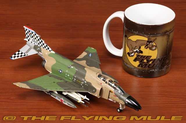 Hobby Master 1:72 F-4C Phantom II USAF 57th FIS #63-7666