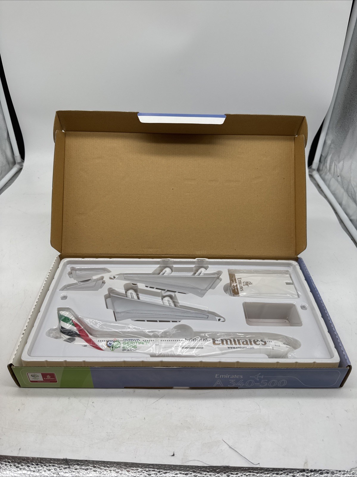 Emirates A340-500 2006 Fifa World Cup Germany New. s1