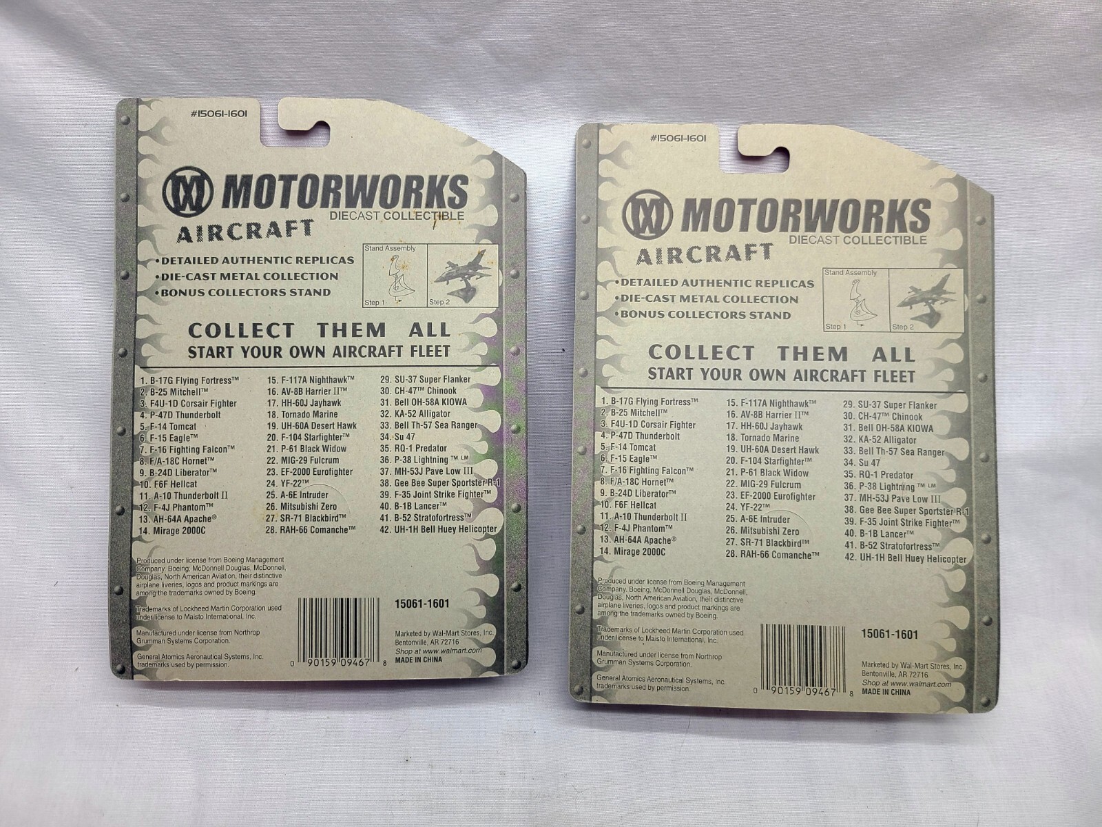 MAISTO DIE-CAST PLANE MODELS -B-17G – RQ-1 DRONE -WITH STANDS (Lot Of 2)-Lot 6