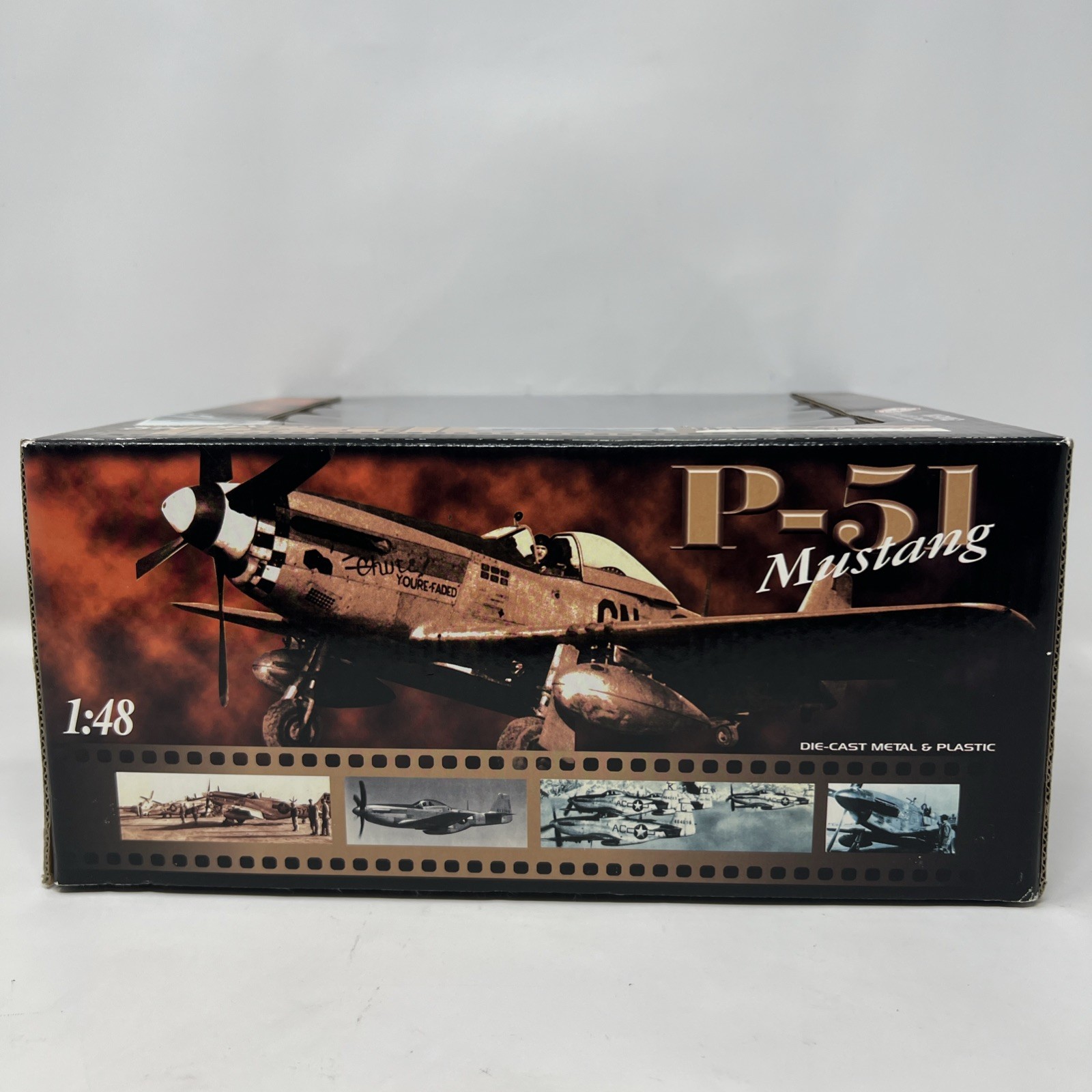 Motor Max Die-Cast Metal and Plastic P-51 Mustang AIRPLANE NEW 1:48 SCALE 76336