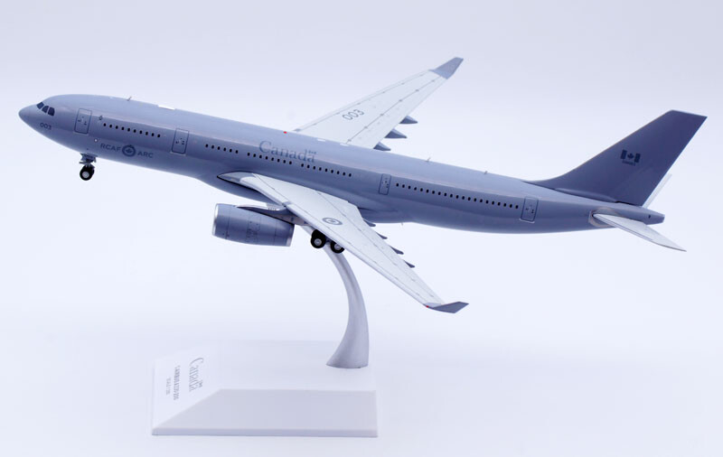 1:200 JC Wings Canada AIRBUS A330-200 Passenger Airplane Diecast Aircraft Model