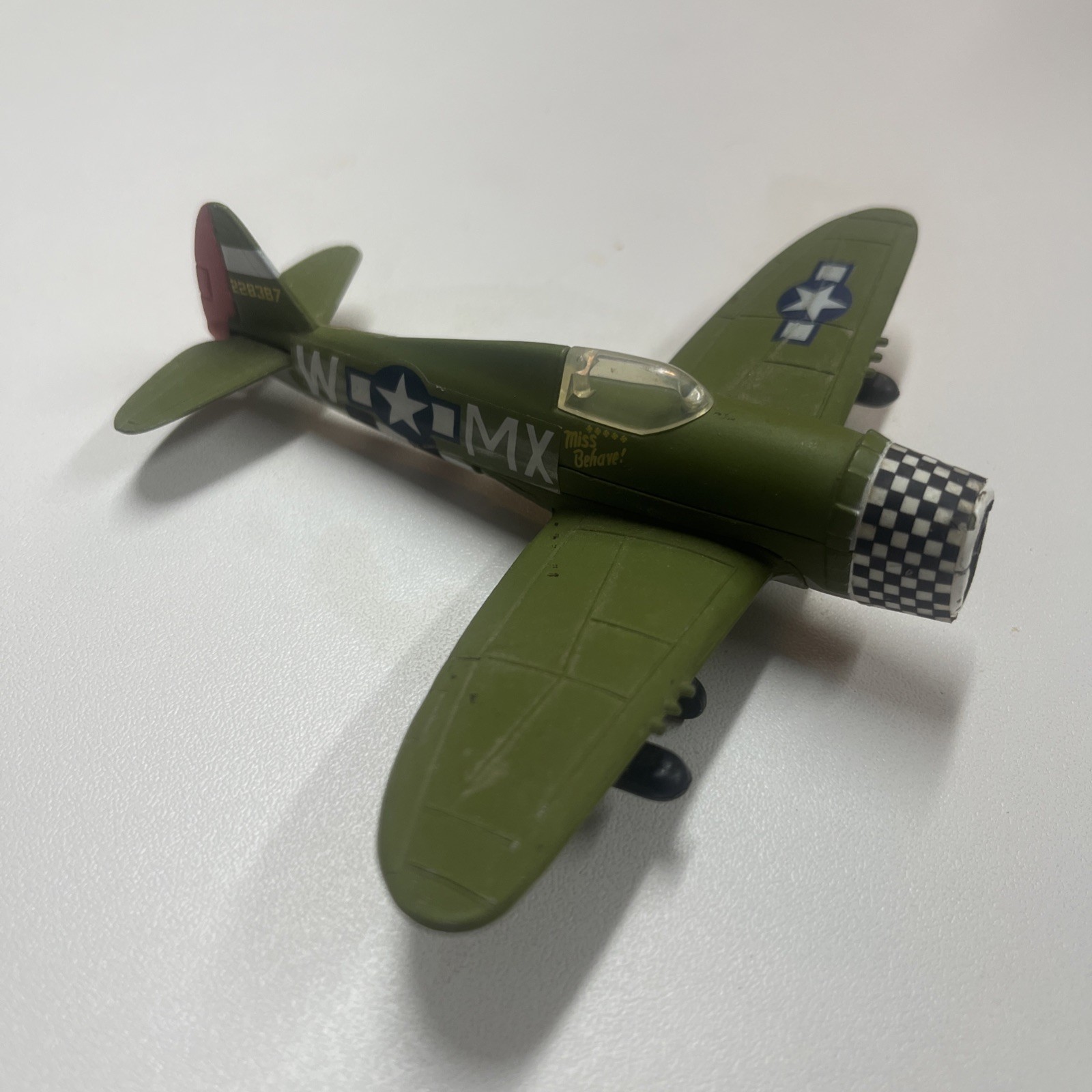 P-47 Diecast ” Miss Behave ” by Roadchamps MISSING PROP