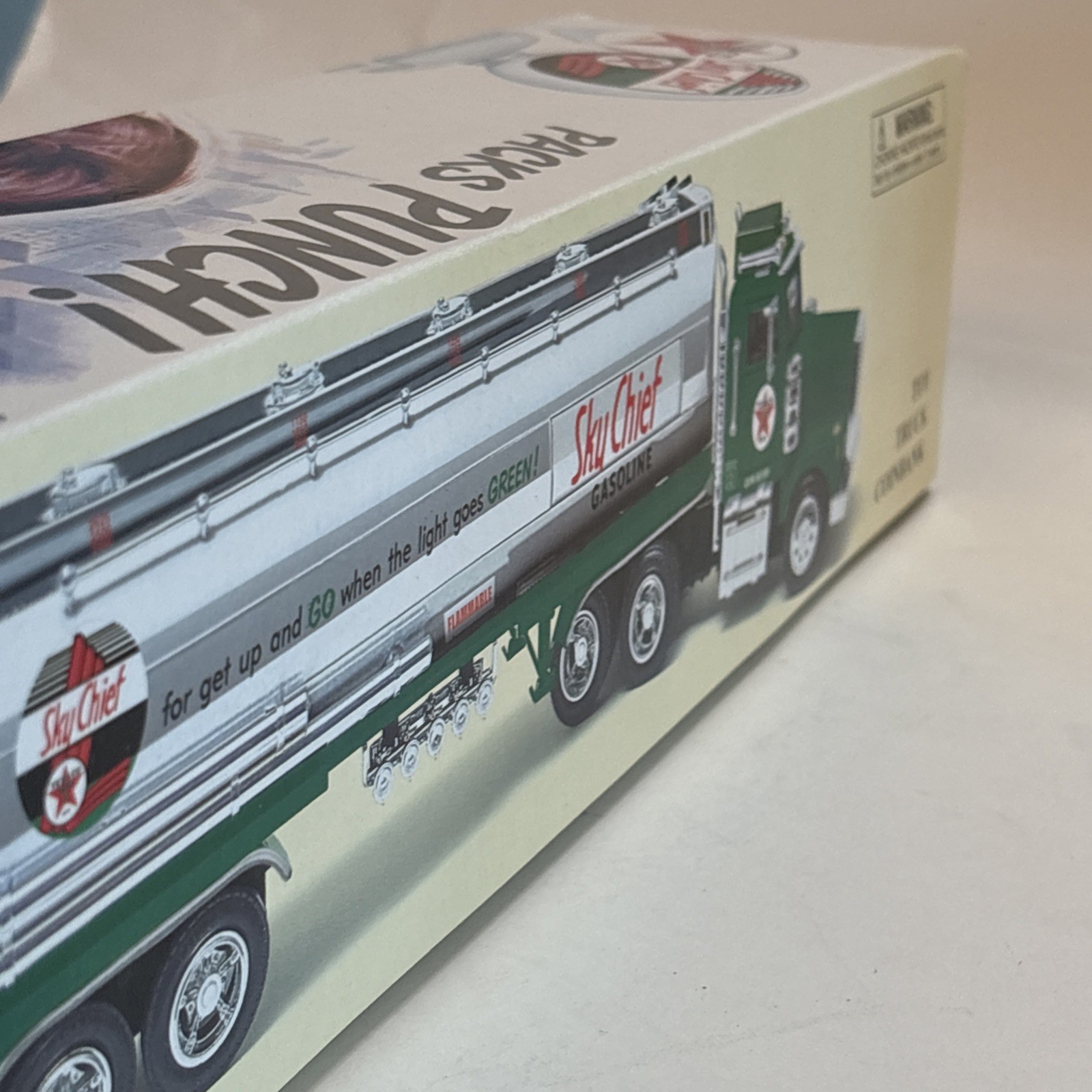 Lube Oil Legends Texaco Sky Chief Tanker Truck Coin Bank BRAND NEW IN BOX