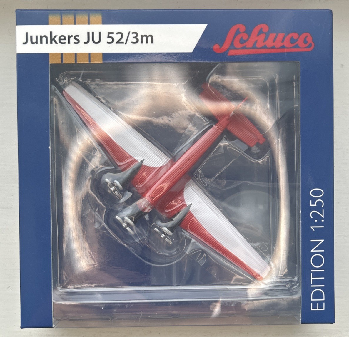 Schuco Junkers Ju 52/3mfe Lufthansa D-2527 Red/White/Black Boxed 1:250 Scale