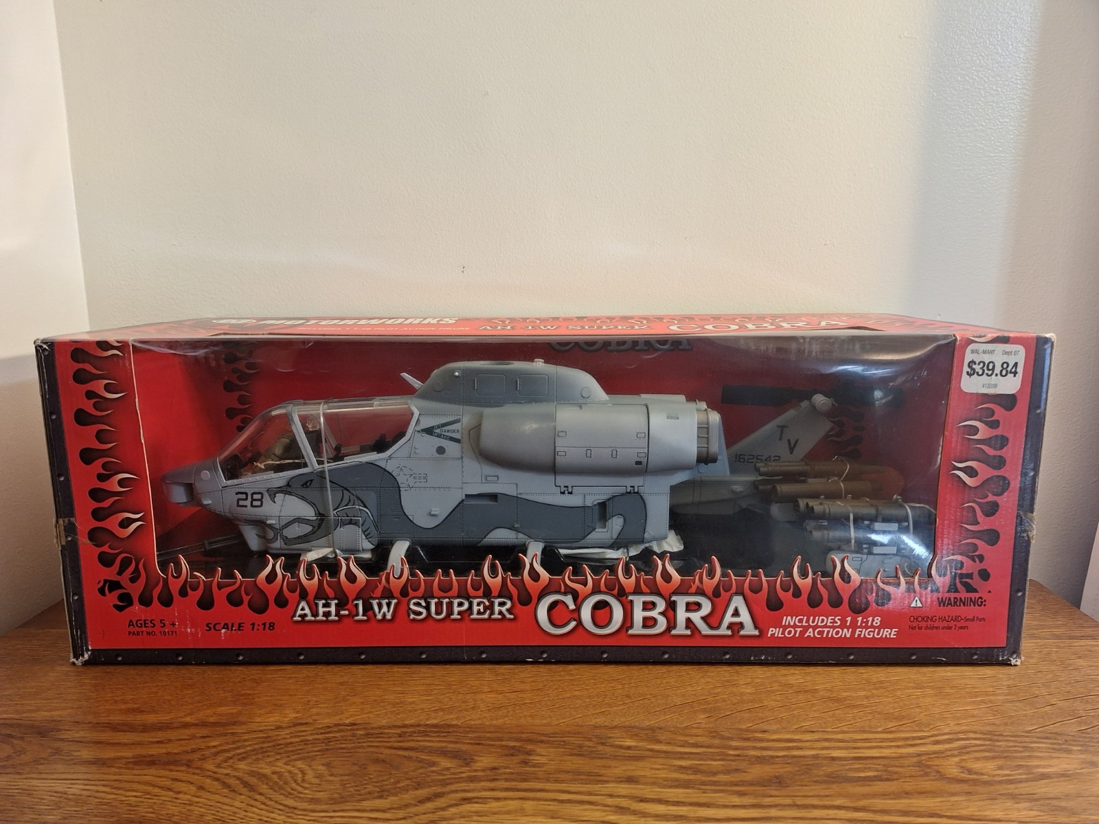 1/18 Motorworks AH-1W Super Cobra Helicopter