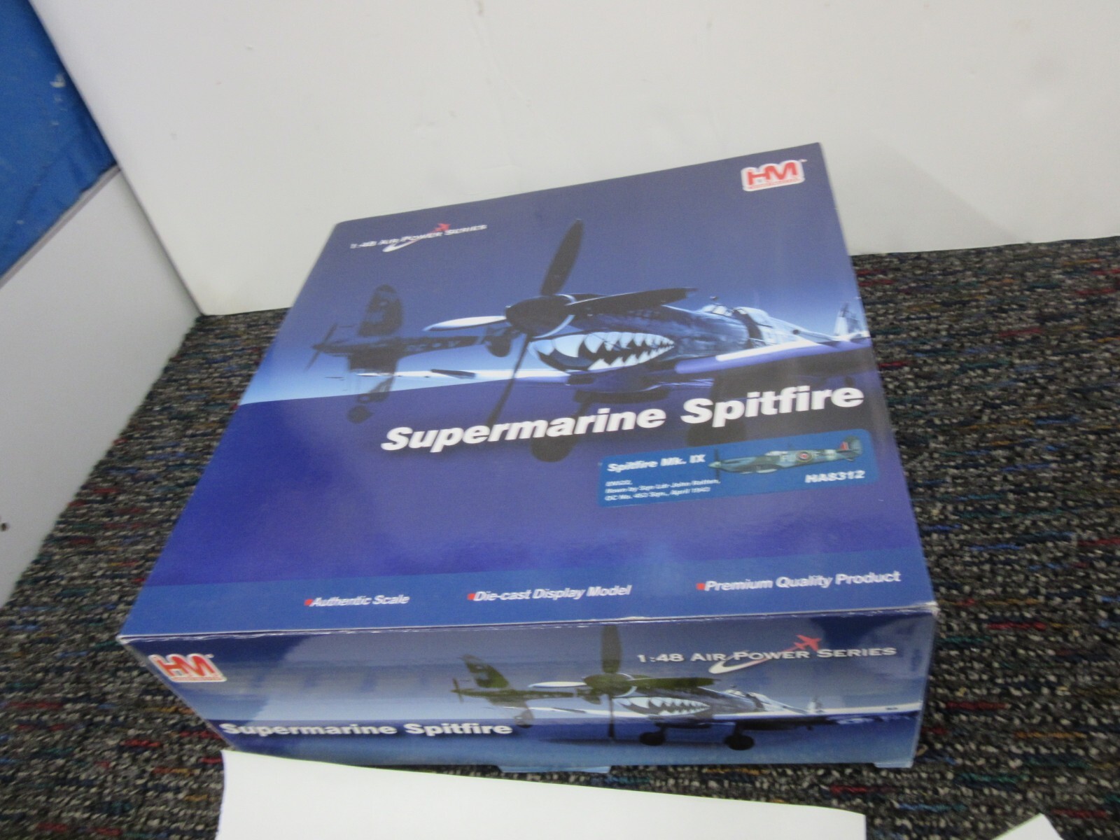 Supermarine Spitfire Mk. IX Airplane Plane diecast 1:48 Hobby Master Air Power