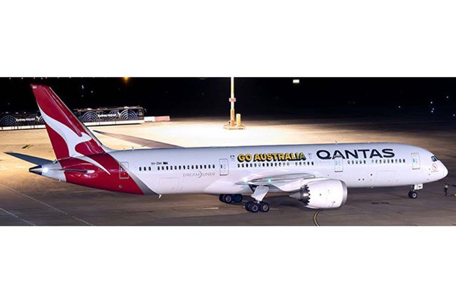 AV4259 Aviation 400 787-9 Dreamliner 1/400 Model VH-ZNH Qantas Airways