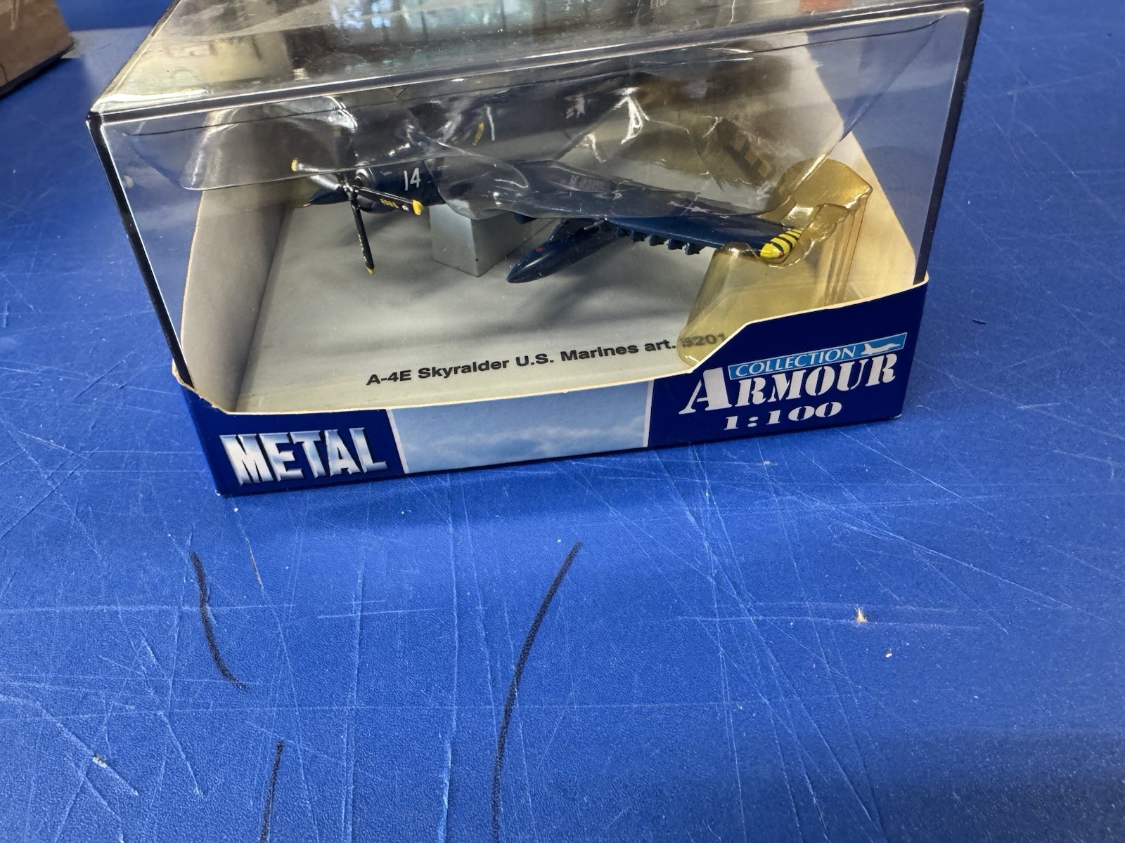 Armour Collection A-4E Skyraider 1:100 U.S. Marines Metal w/ Stand Case ART 5201