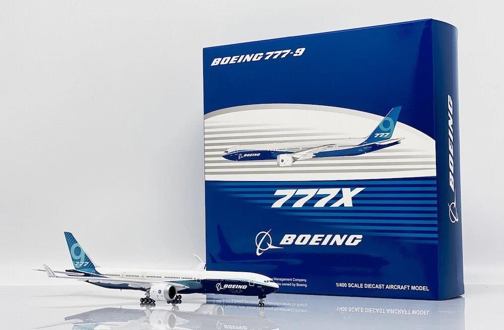 Boeing Company 777-9X House Colour Folded Version N779XX 1:400 JC Wings LH4161X