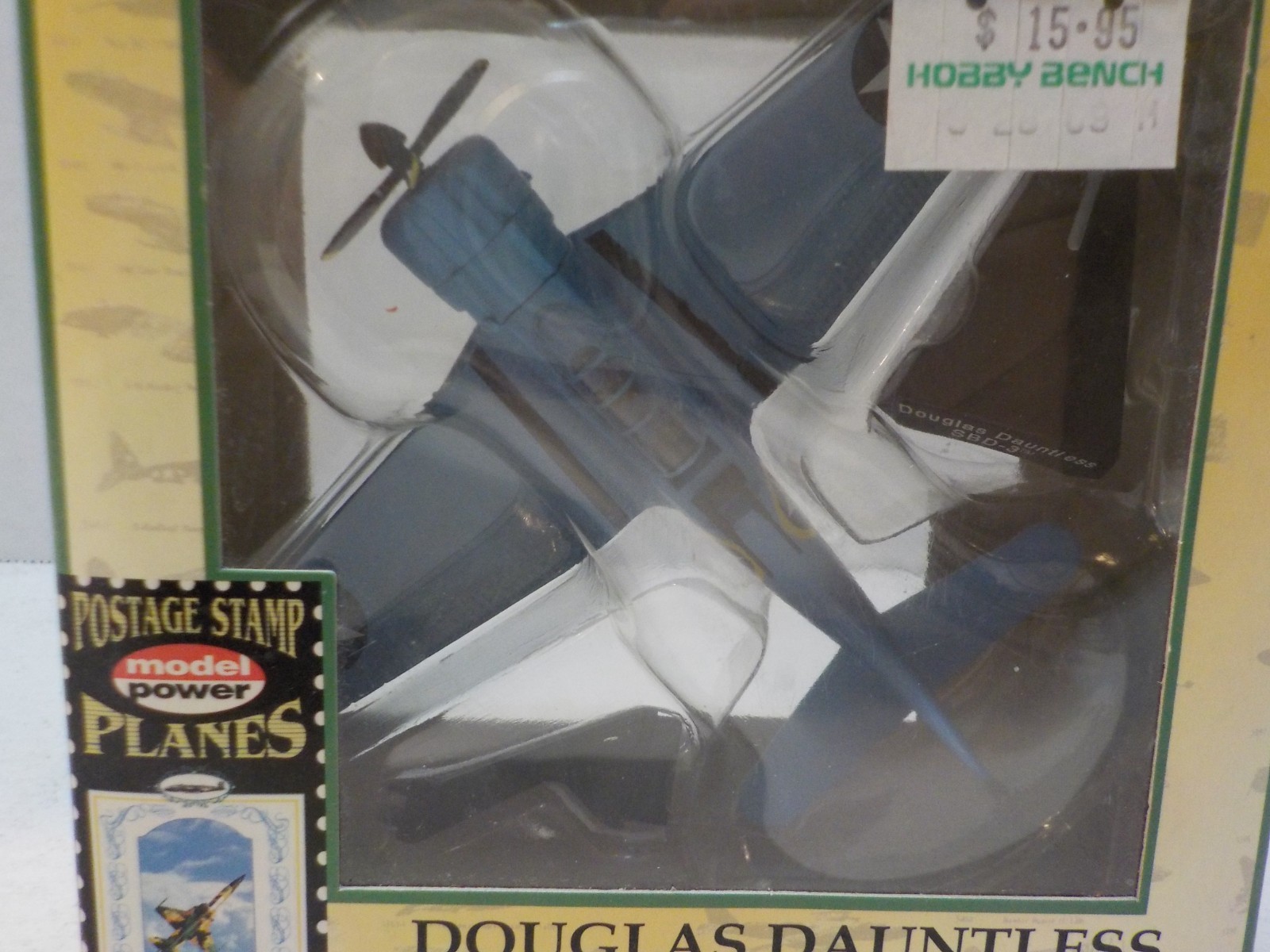 A515 Model Power 1/100 5363 Douglas Dauntless SBD-3 Postage Stamp Planes