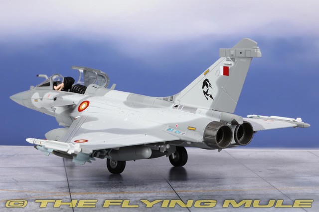 Hobby Master 1:72 Rafale EQ QEAF Flying Wing 6 Al Adiyat #104-10