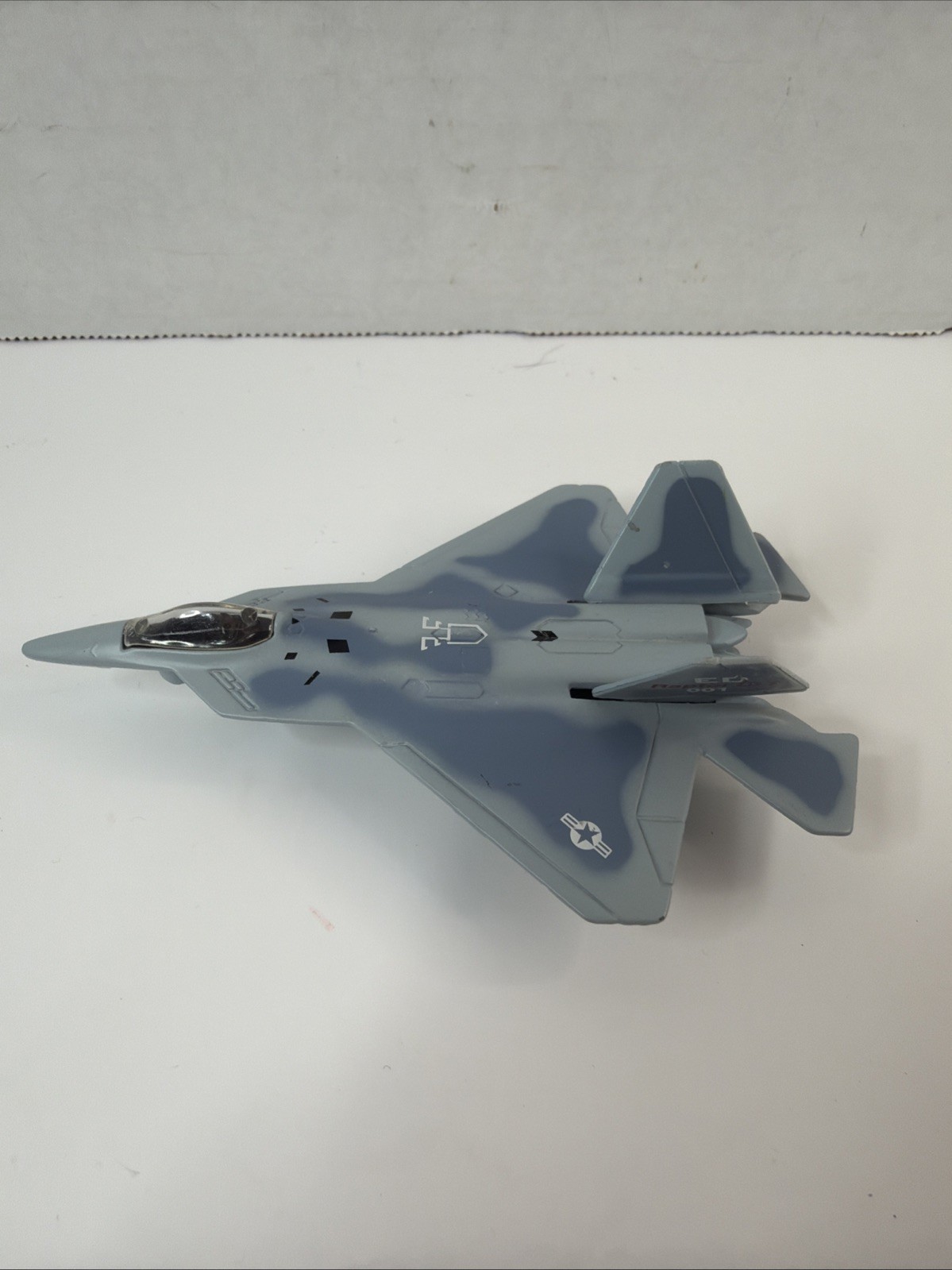 Maisto F/A-22 Raptor Experimental Fighter Jet w/ Landing Gear Free SHIPPING
