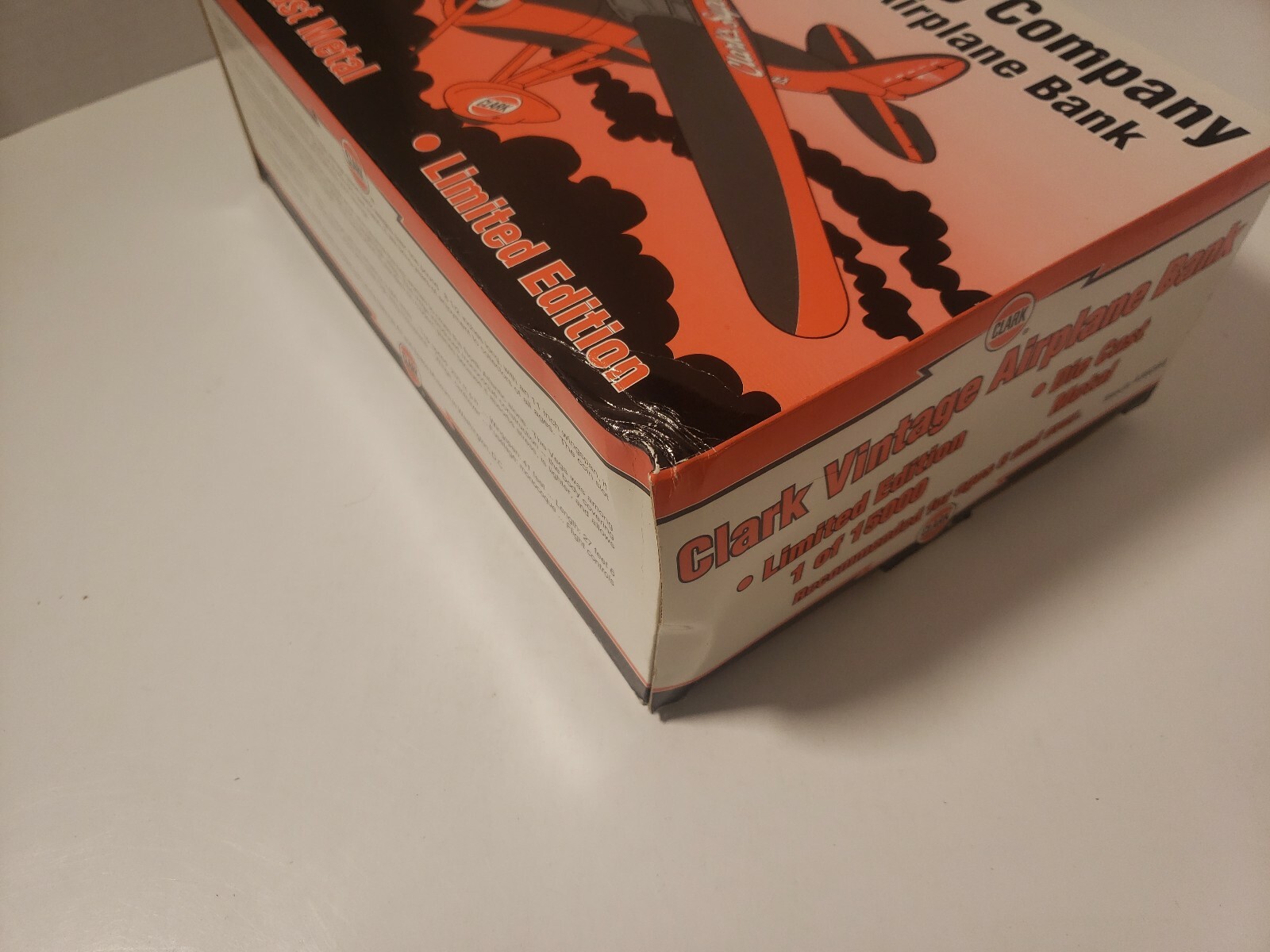 Liberty Classics 1932 Lockheed Vega Airplane Bank – Clark Oil & Refining Company