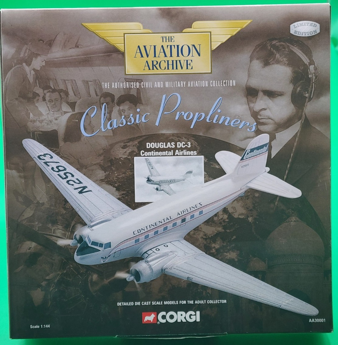 Corgi Aviation AA30001 1:144 Douglas DC-3 Continental Airlines Diecast Model