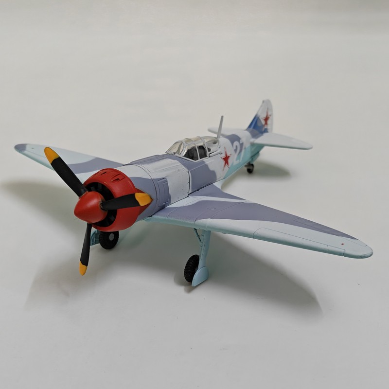 1:72 Diecast Military Model Soviet Lavochkin La-7 “White 27” Fighter Collection