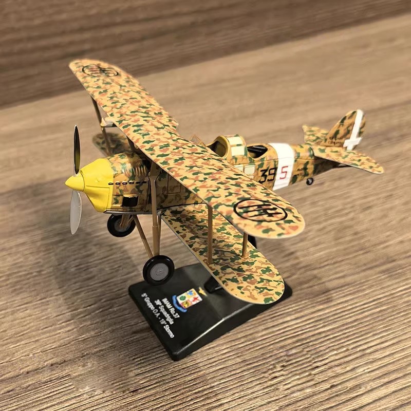 WWII Italian Regia Aeronautica IMAM Ro.37 Biplane Diecast Model