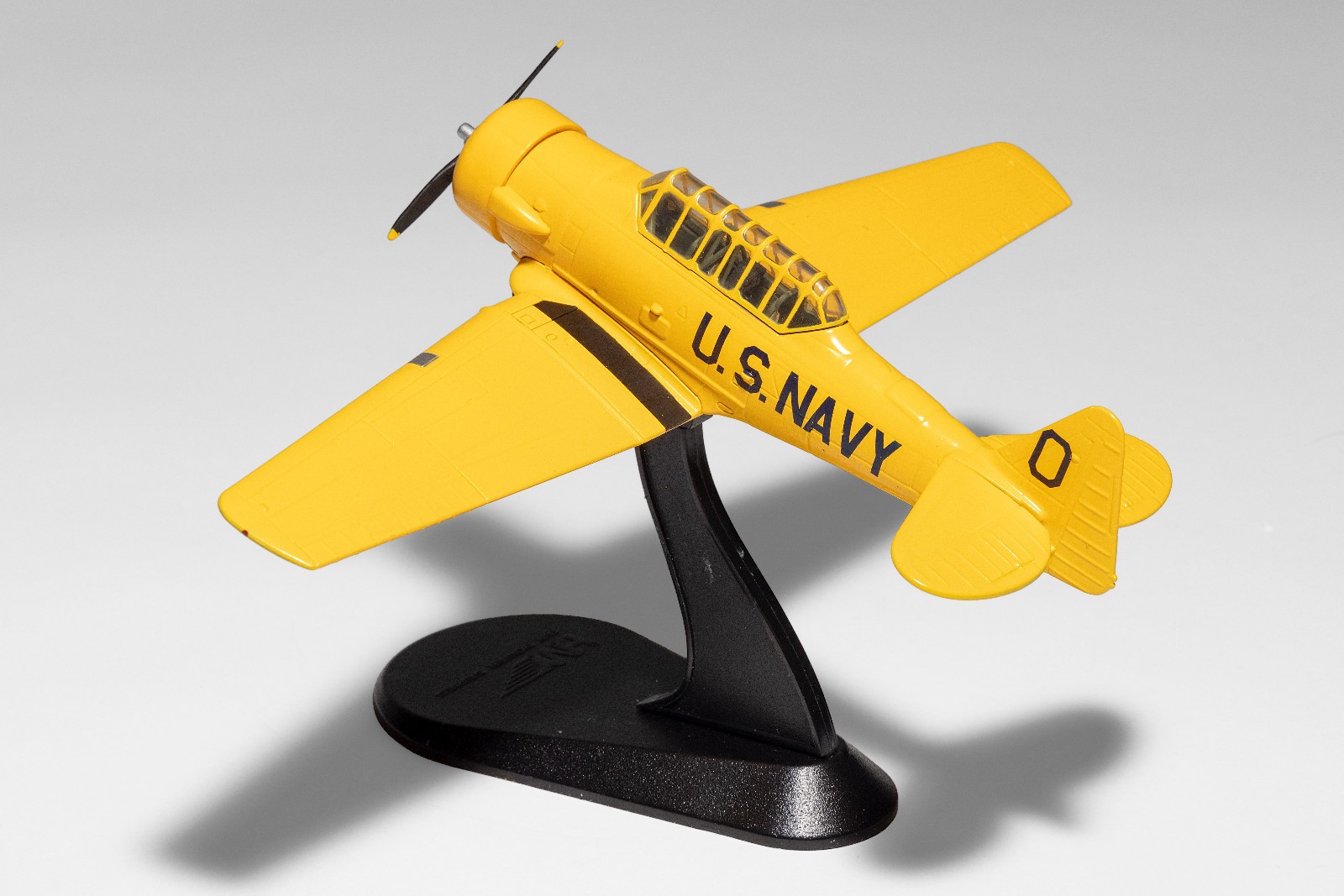 Hobby Master 1/72 SNJ-5 BLUE ANGELS BEETLE BOMB T-6 Texan Trainer HA1519 – RARE!