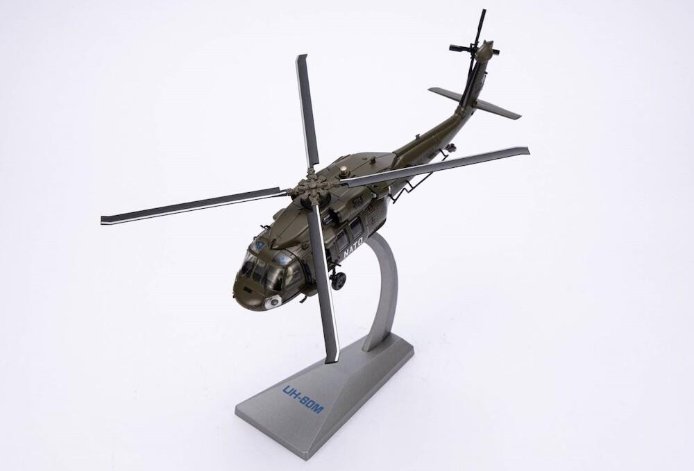 UH-60 Black Hawk Nato Army 1:72 Scale Air Force One AF1-0099D