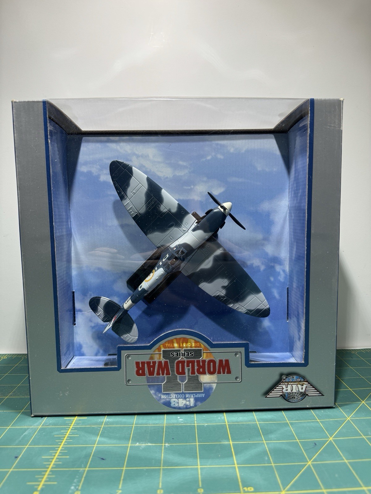 Vintage NIB Air Legends WWII 1:48 Spitfire MK. V Diecast Metal Airplane