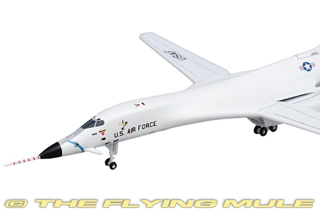 Dragon Models 1:400 B-1A Lancer USAF #74-0159 Low-Speed Configuration