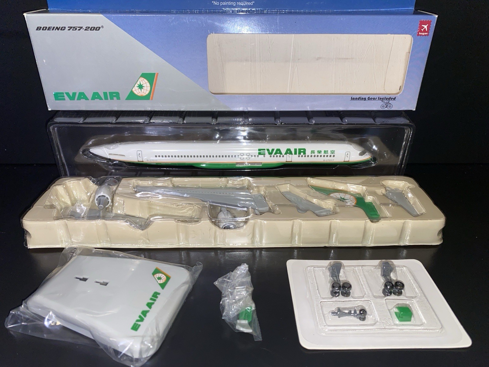 1/200 Hogan Wings EVA Air Boeing B757-200 w/ Landing Gear 2292 NEW
