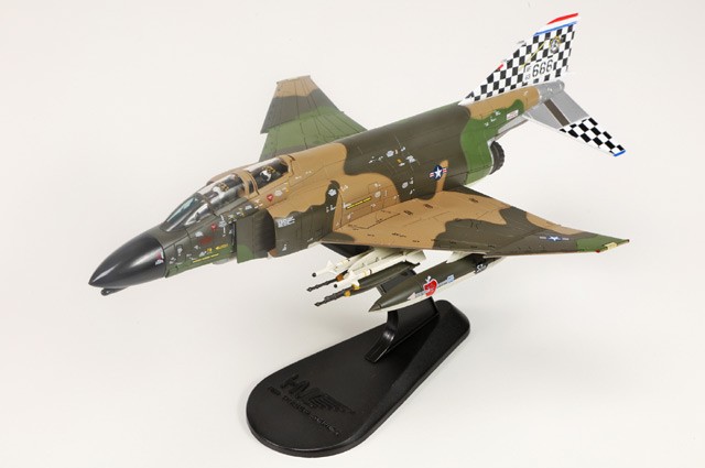 Hobby Master 1/72 F-4C Phantom II Airplane #63-7666 USAF 57th FIS