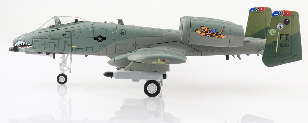 Hobby Master 1/72 HA1333 A-10C Thunderbolt II 23rd Wing “Tiger Sharks” INSTOCK!!