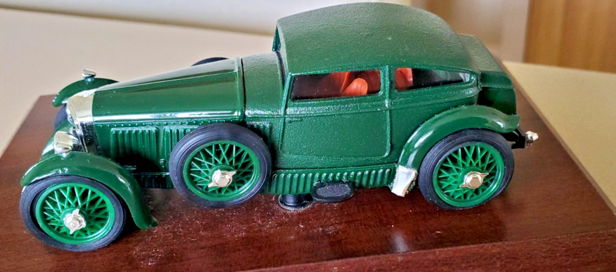Rare 1:43 Bentley Speed Six Blue Train. Woolf Barnato. Brooklands 1995 On Plinth