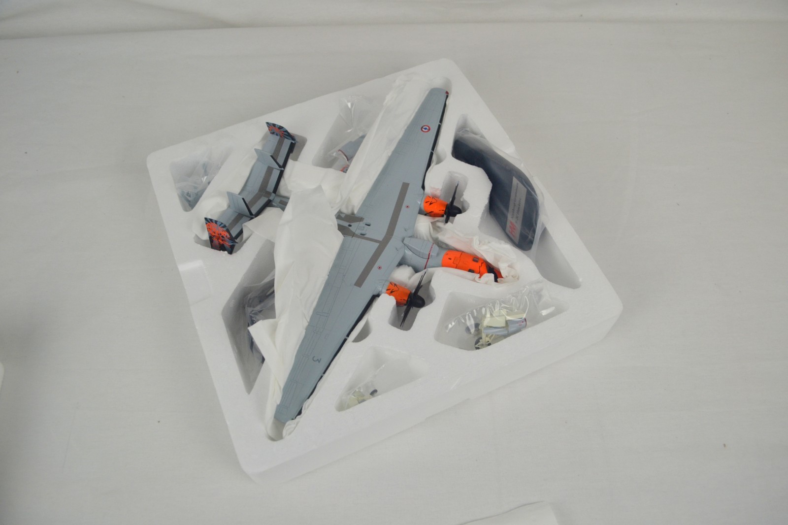 Hobby Master HA4815 1/72 Grumman E-2C Hawkeye “Tiger Meet” 166417, French, 2016