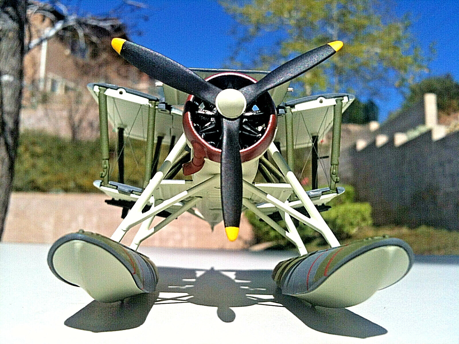 Corgi Fairey Swordfish MK. I Floatplane 701 FLT HMS Malaya Catapult 1940 1:72