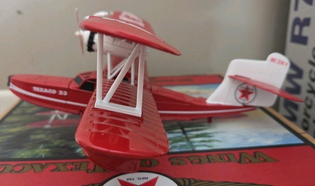 Wings Of Texaco 1936 Keystone-Loening Commuter “The Duck” #8 in Series